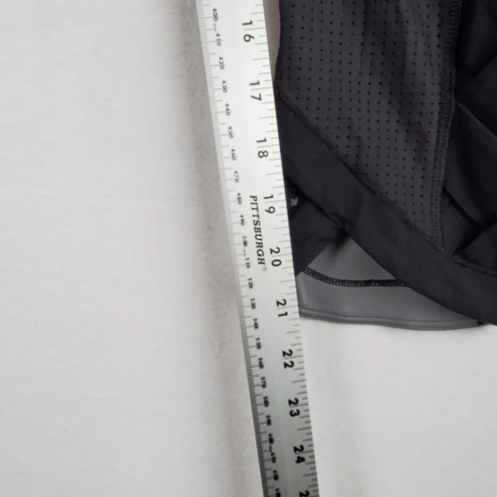 Lululemon Capri Leggings Womens‎ 4 XS Black Snake Criss-Cross Hem Elastic Waist